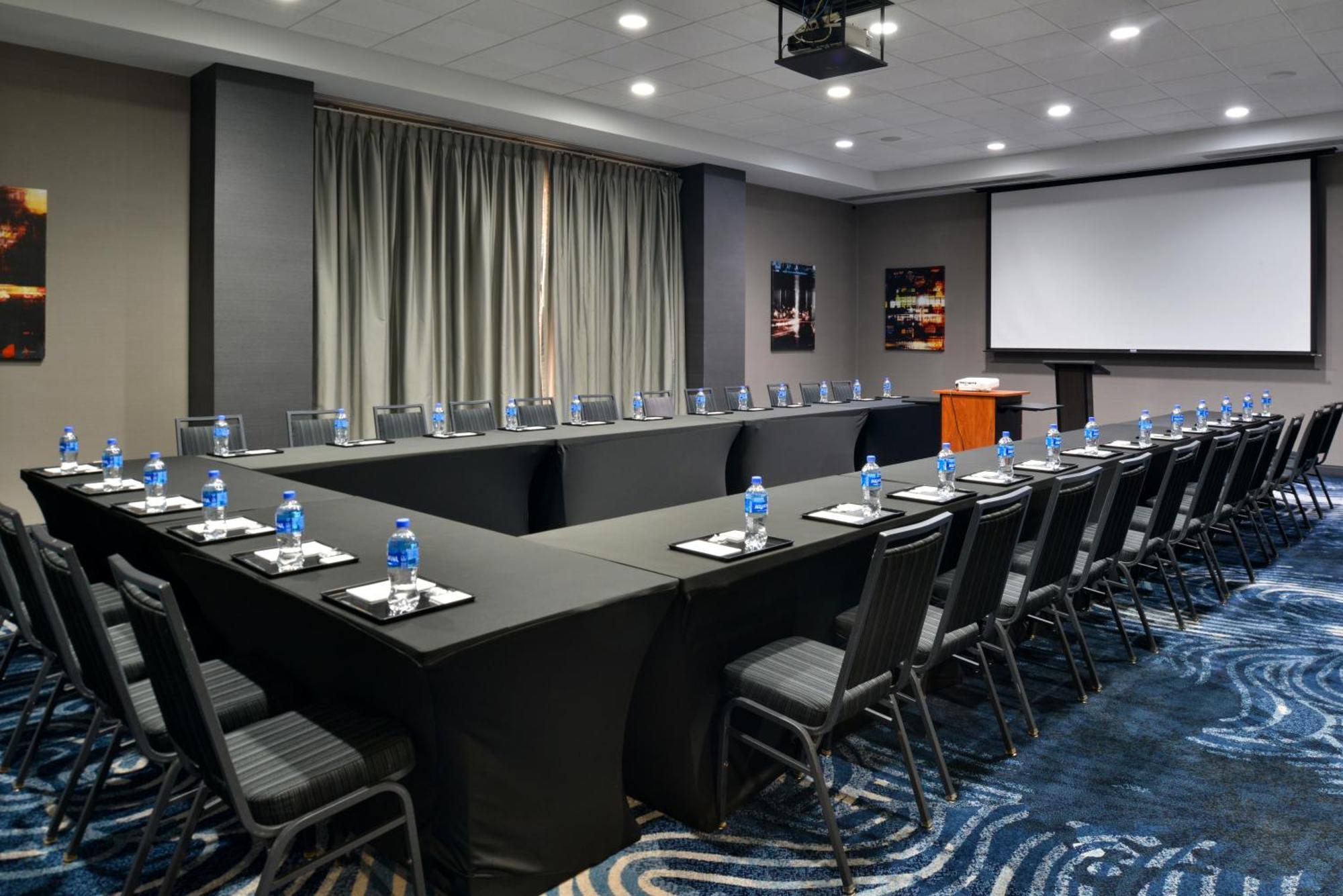 Hotel Courtyard By Marriott Wilmington Downtown/Historic District Esterno foto