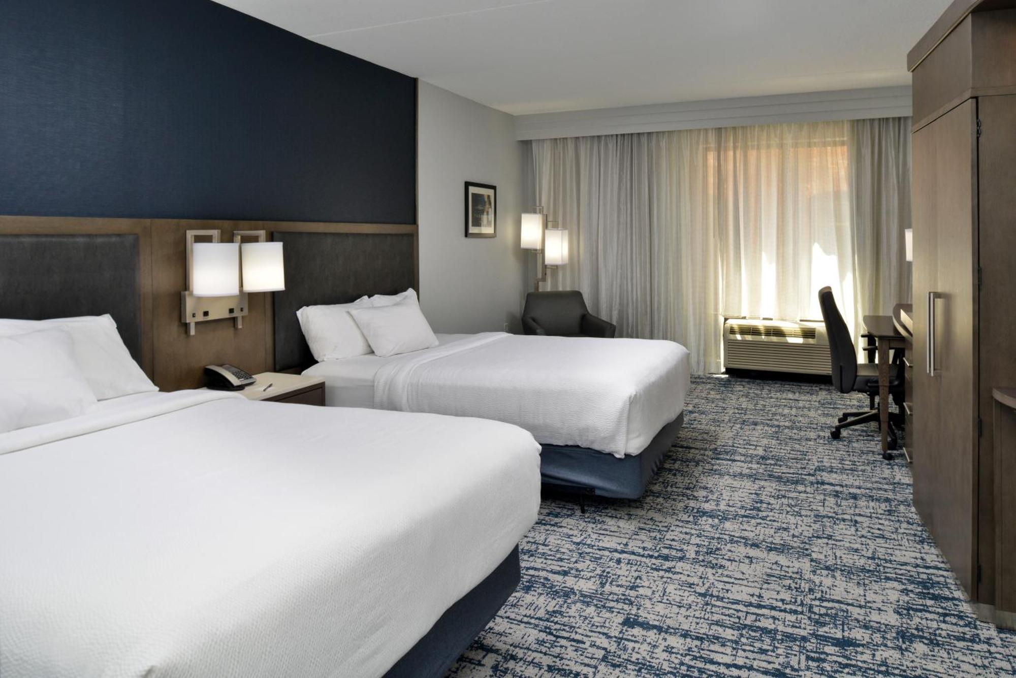 Hotel Courtyard By Marriott Wilmington Downtown/Historic District Esterno foto