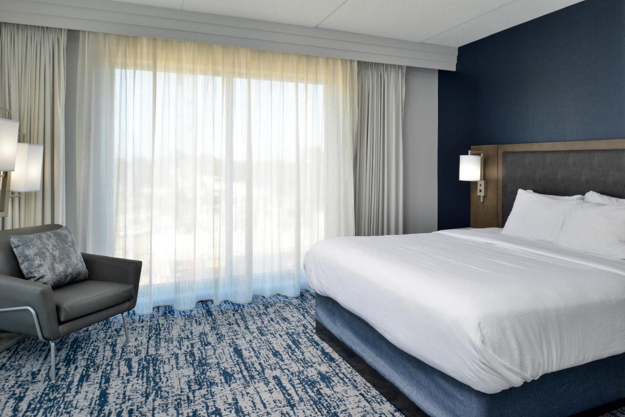 Hotel Courtyard By Marriott Wilmington Downtown/Historic District Esterno foto