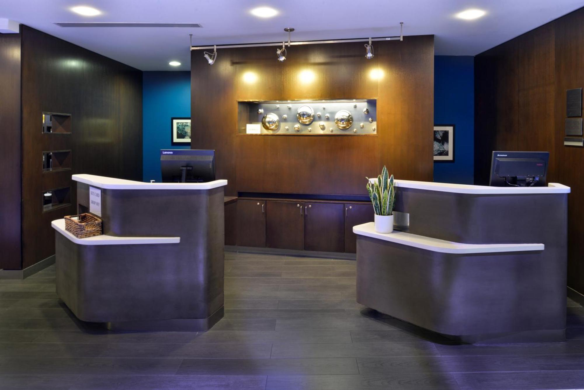 Hotel Courtyard By Marriott Wilmington Downtown/Historic District Esterno foto