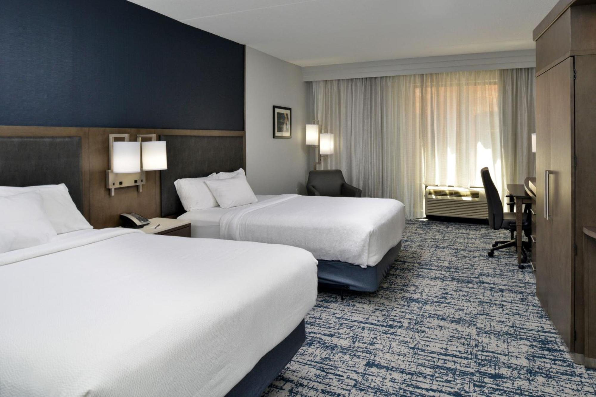 Hotel Courtyard By Marriott Wilmington Downtown/Historic District Esterno foto