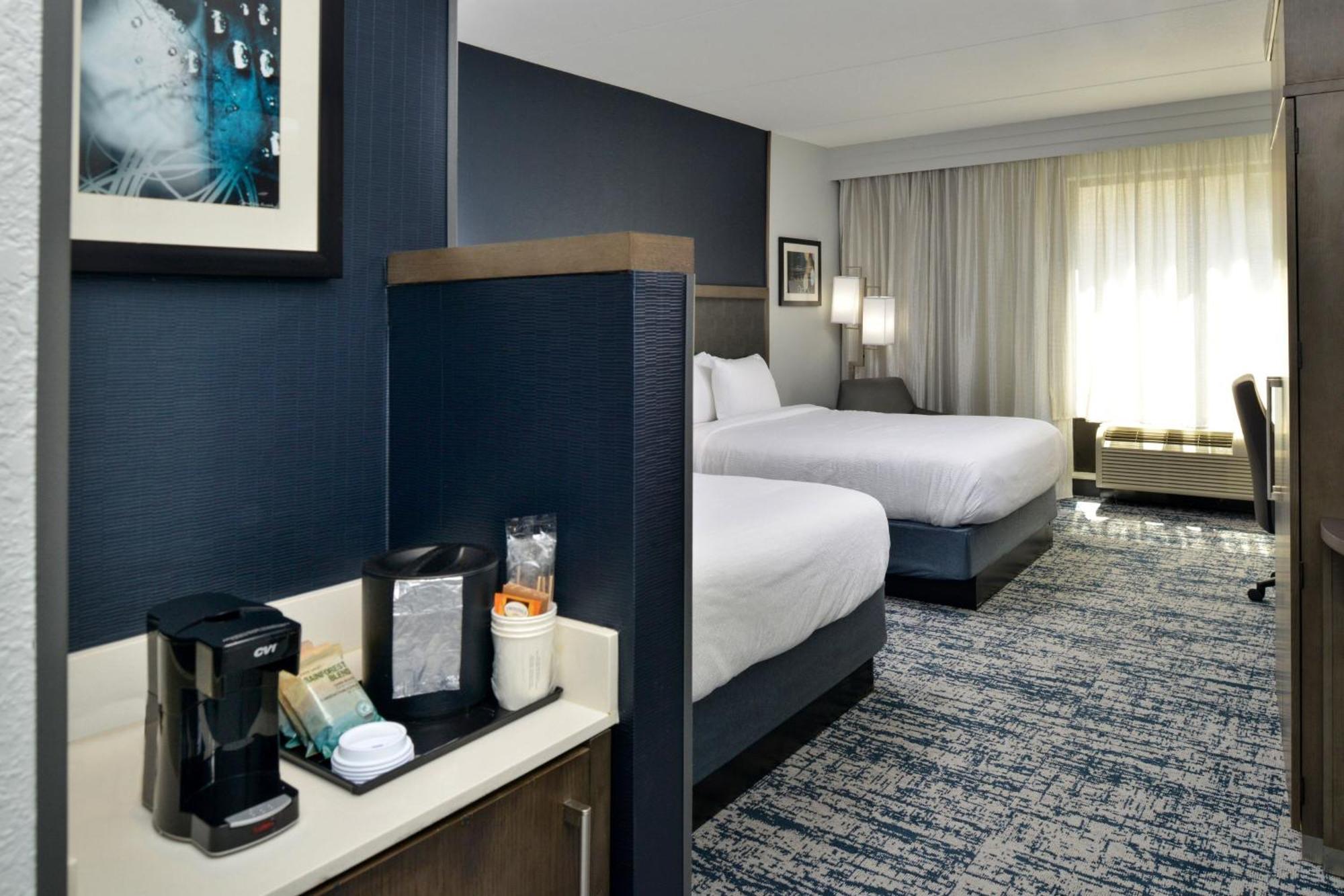 Hotel Courtyard By Marriott Wilmington Downtown/Historic District Esterno foto